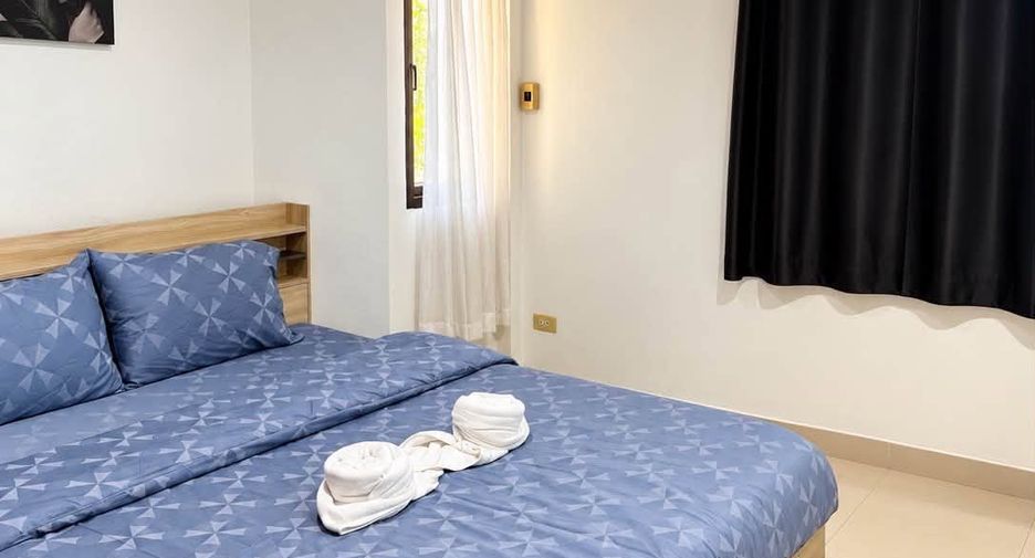 For rent 4 bedrooms townhouse in Jomtien, Pattaya