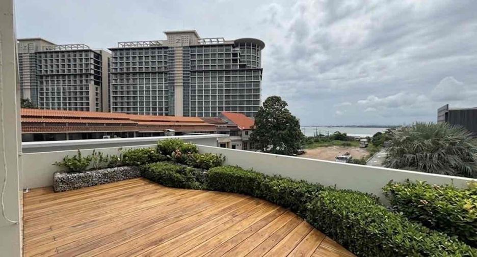 Local comercial en alquiler de 2 habitaciones en Bang Lamung, Chonburi