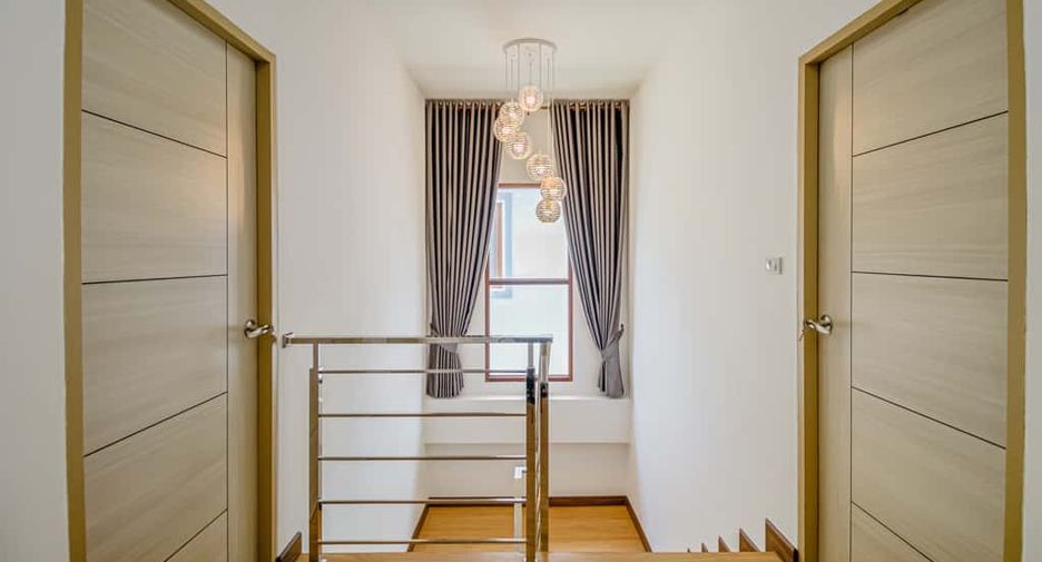 For sale 4 bedrooms house in Hang Dong, Chiang Mai