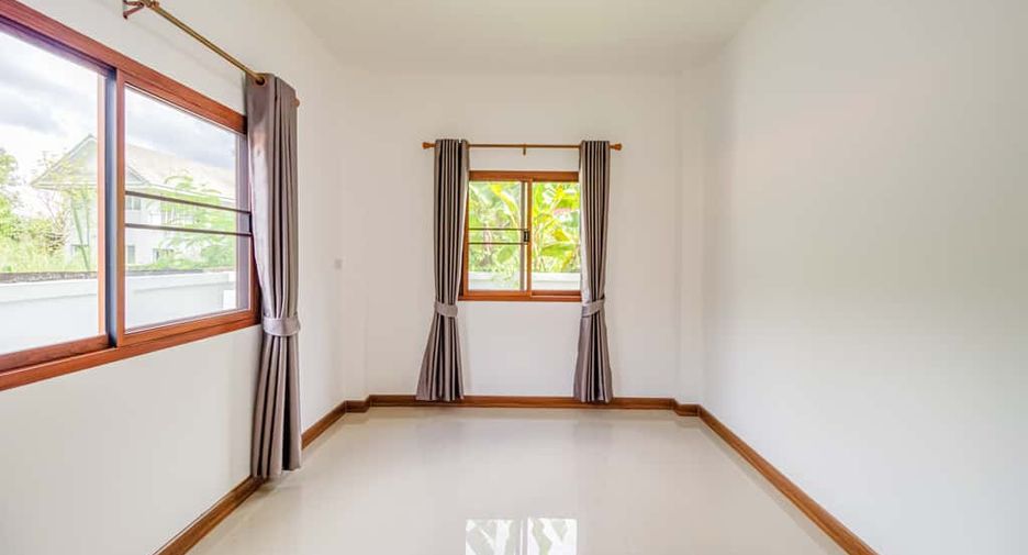 For sale 4 bedrooms house in Hang Dong, Chiang Mai
