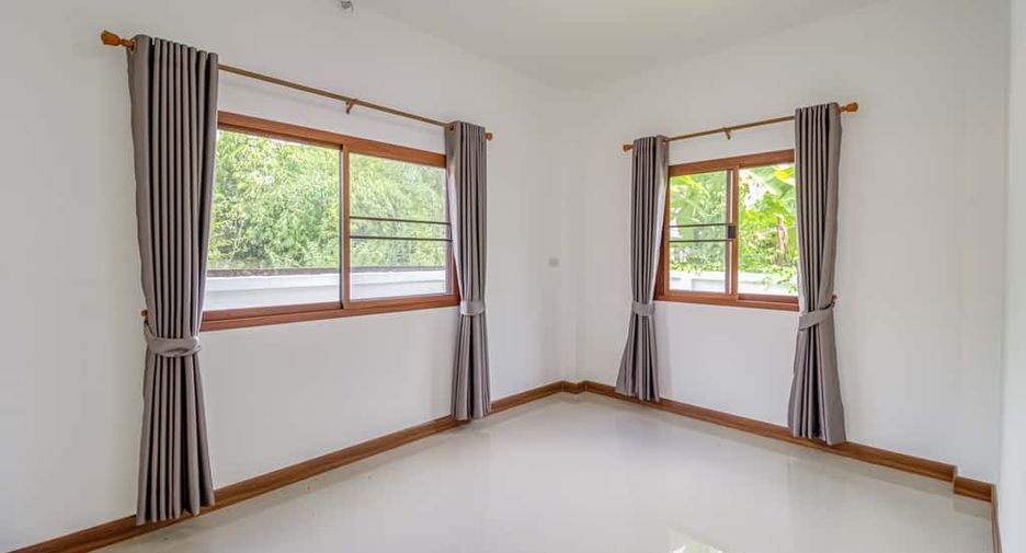 For sale 4 bedrooms house in Hang Dong, Chiang Mai