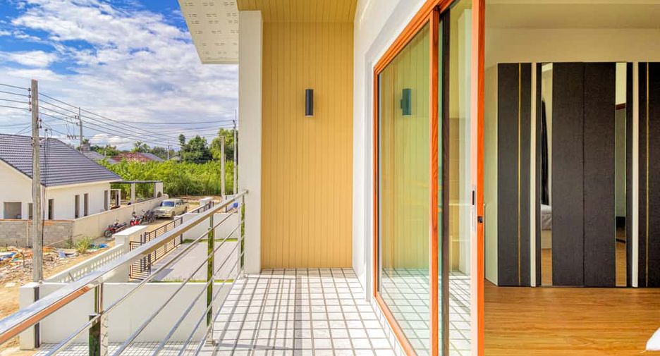 For sale 4 bedrooms house in Hang Dong, Chiang Mai