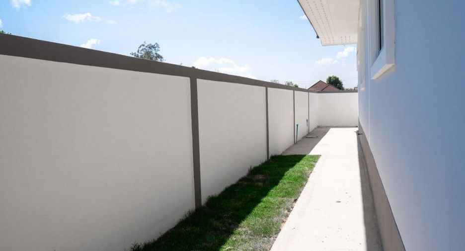 For sale 3 bedrooms house in Hang Dong, Chiang Mai