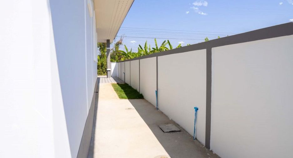 For sale 3 bedrooms house in Hang Dong, Chiang Mai