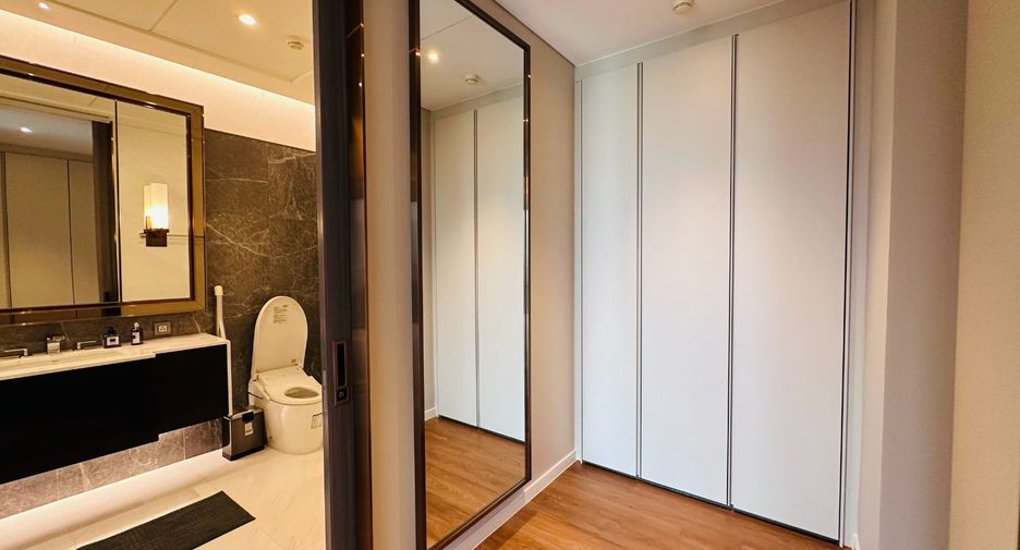 For rent 1 bed condo in Pathum Wan, Bangkok