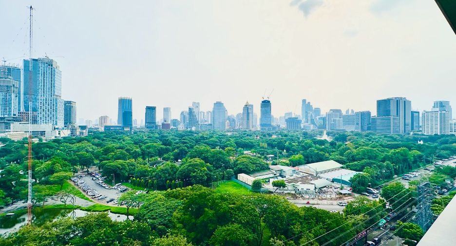 For rent 1 bed condo in Pathum Wan, Bangkok