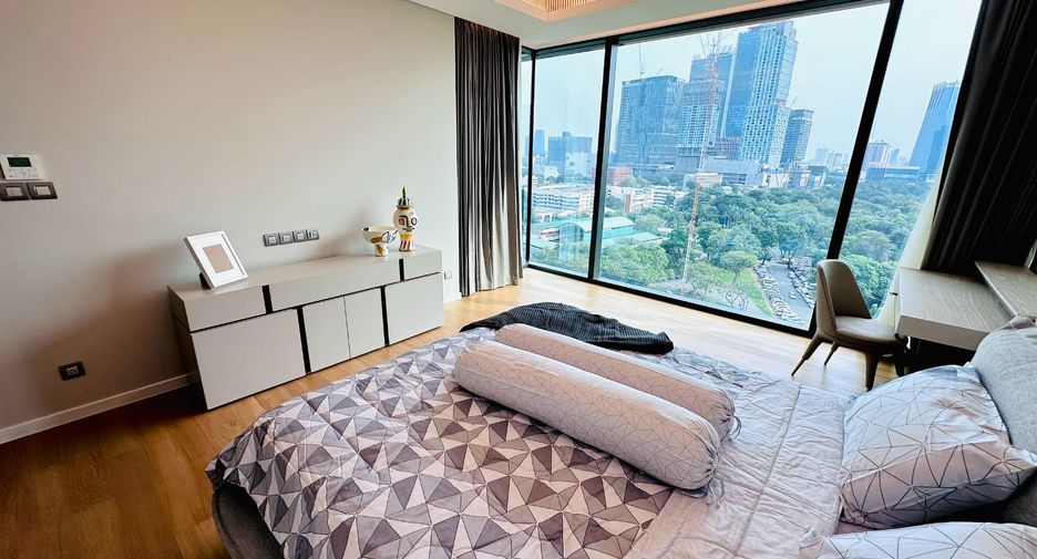 For rent 1 bed condo in Pathum Wan, Bangkok