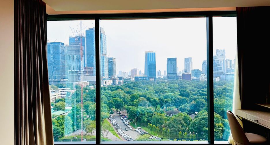 For rent 1 bed condo in Pathum Wan, Bangkok