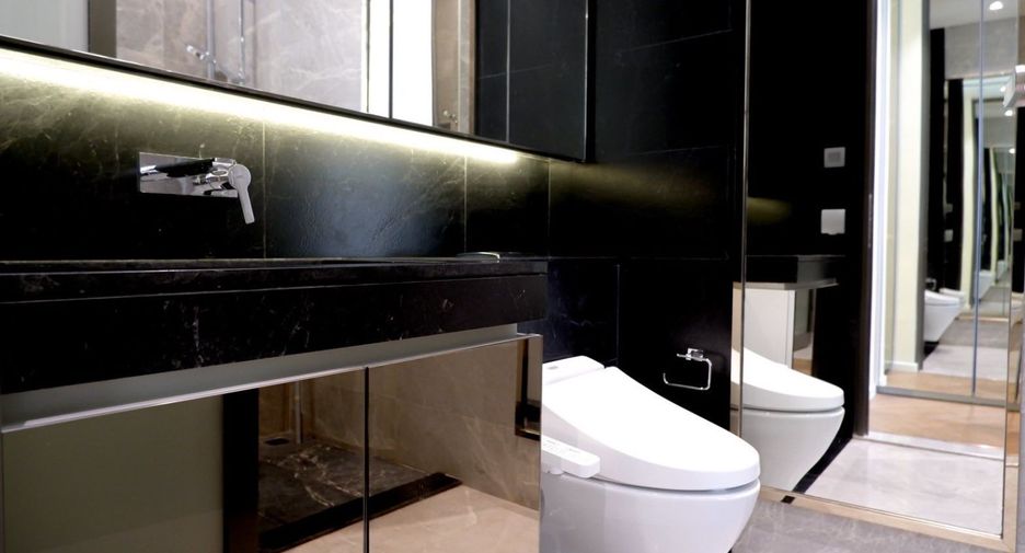 For rent 1 bed condo in Pathum Wan, Bangkok