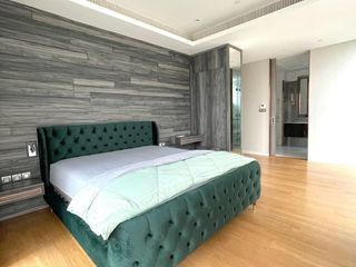 For rent 2 bedrooms condo in Pathum Wan, Bangkok