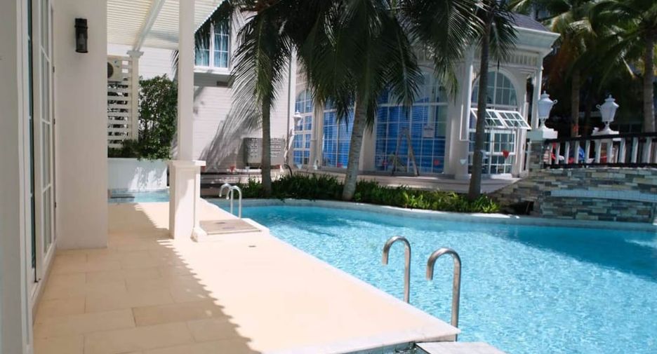 For rent 2 bedrooms condo in Na Jomtien, Pattaya