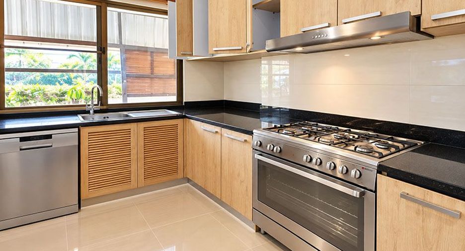 Haus zur Miete mit 4 Zimmer in Pak Kret, Nonthaburi