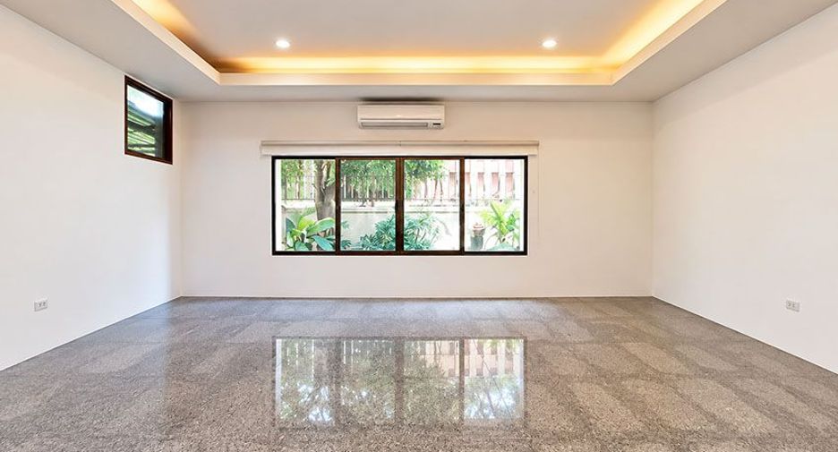 Haus zur Miete mit 4 Zimmer in Pak Kret, Nonthaburi