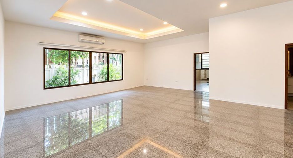 Haus zur Miete mit 4 Zimmer in Pak Kret, Nonthaburi
