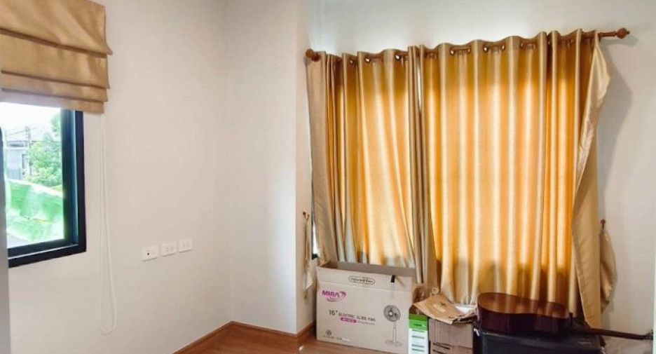 For rent and for sale 4 bedrooms house in Bang Pakong, Chachoengsao