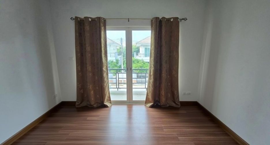 For sale 3 bedrooms house in Mueang Samut Sakhon, Samut Sakhon