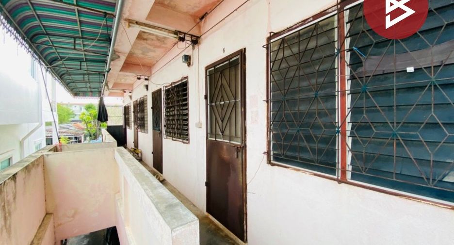 For sale serviced apartment in Mueang Samut Prakan, Samut Prakan