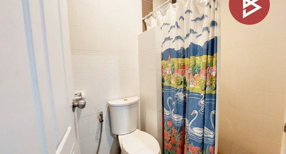 Reihenhaus zum Kauf mit 3 Zimmer in Ban Bueng, Chonburi
