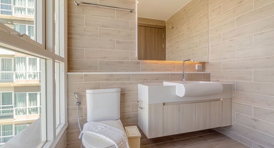 For sale 3 bedrooms condo in Bang Saray, Pattaya