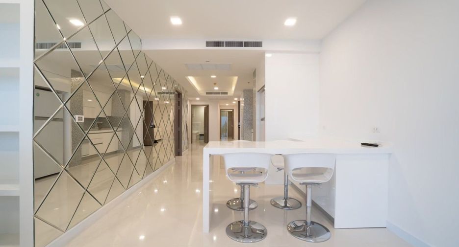 For sale 3 bedrooms condo in Bang Saray, Pattaya