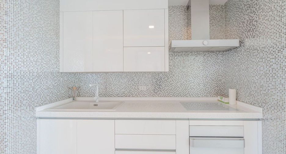 For sale 3 bedrooms condo in Bang Saray, Pattaya