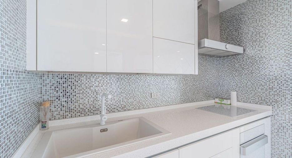 For sale 3 bedrooms condo in Bang Saray, Pattaya