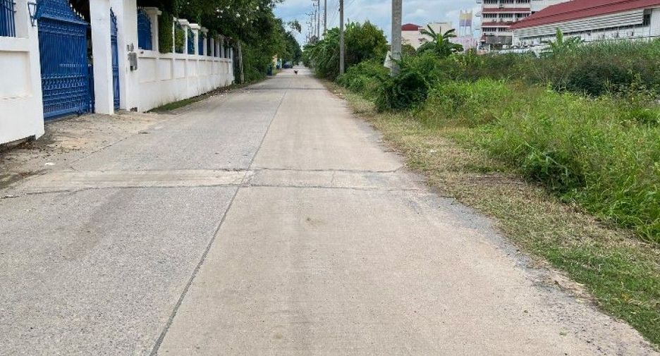 For sale land in Phutthamonthon, Nakhon Pathom