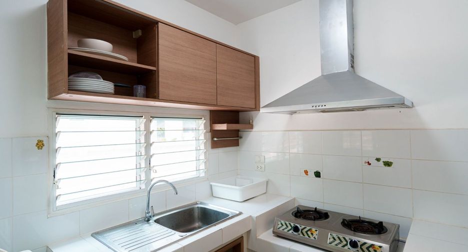 For rent 3 bedrooms house in Mueang Chiang Mai, Chiang Mai