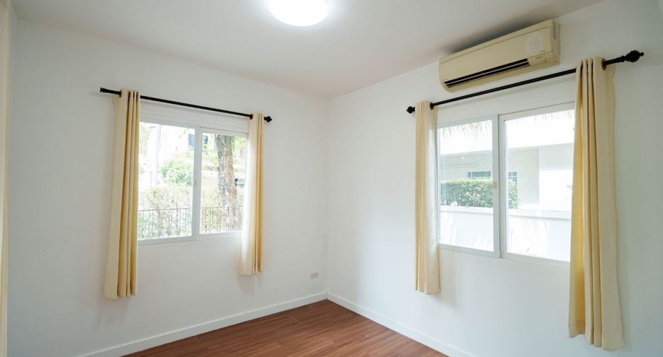 For rent 3 bedrooms house in Mueang Chiang Mai, Chiang Mai