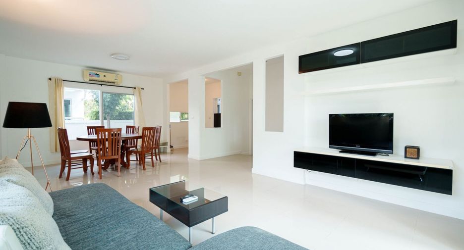 For rent 3 bedrooms house in Mueang Chiang Mai, Chiang Mai