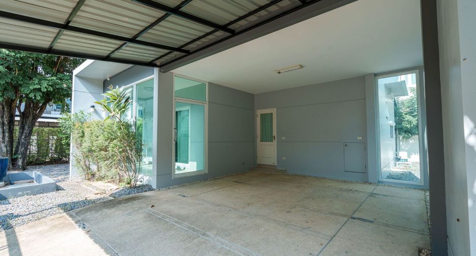 For rent 3 bedrooms house in Mueang Chiang Mai, Chiang Mai
