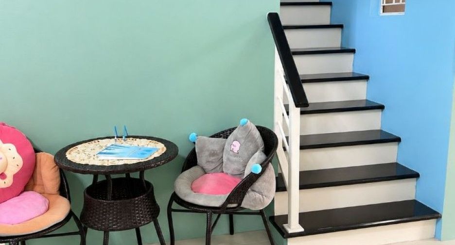 For sale 3 bedrooms townhouse in Phra Samut Chedi, Samut Prakan