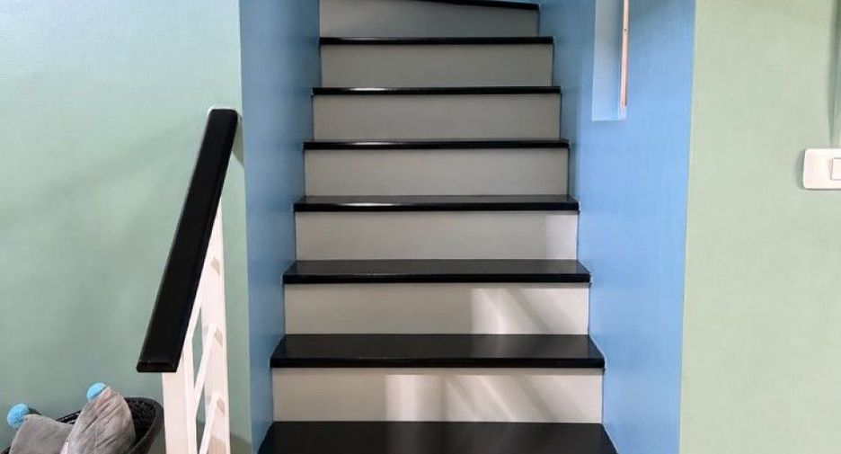 For sale 3 bedrooms townhouse in Phra Samut Chedi, Samut Prakan