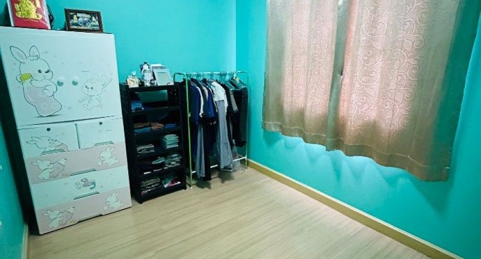 For sale 3 bedrooms townhouse in Phra Samut Chedi, Samut Prakan
