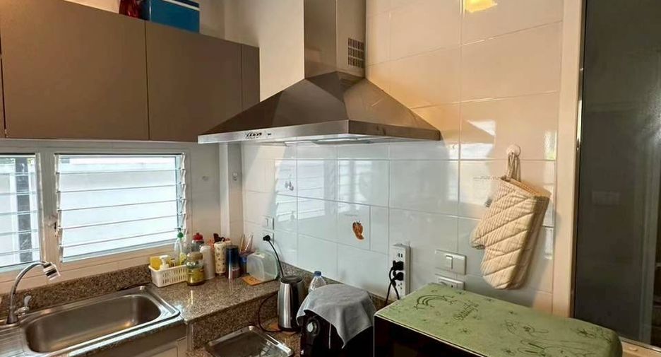 For rent 3 bedrooms house in Mueang Chiang Mai, Chiang Mai