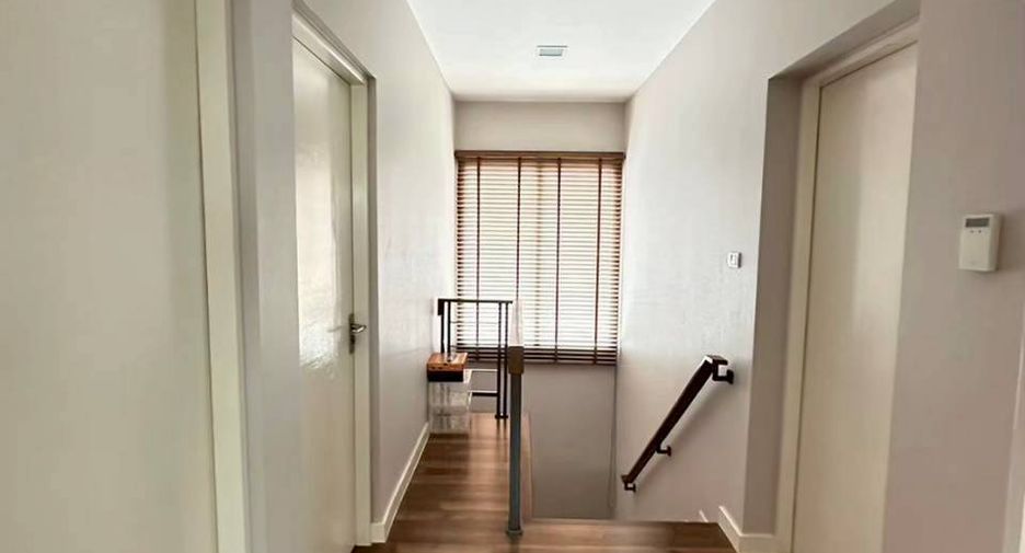For rent 3 bedrooms house in Mueang Chiang Mai, Chiang Mai