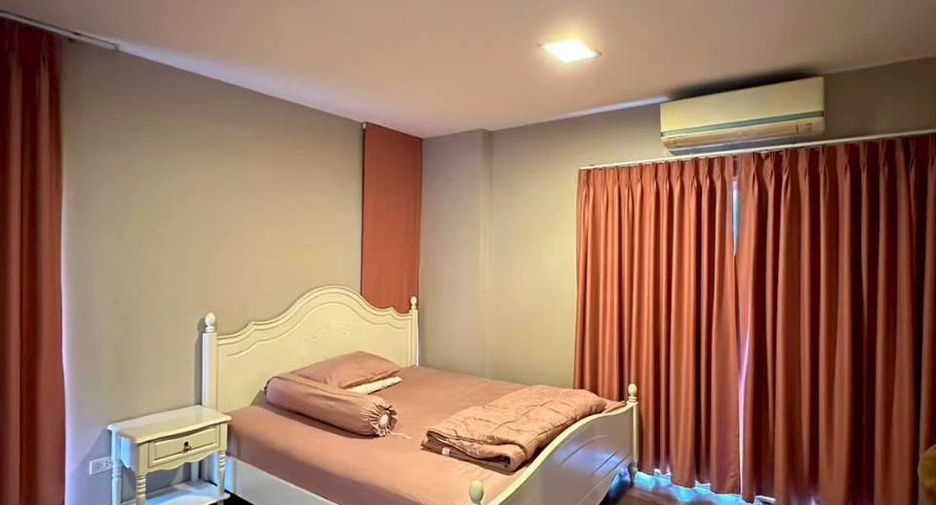 For rent 3 bedrooms house in Mueang Chiang Mai, Chiang Mai