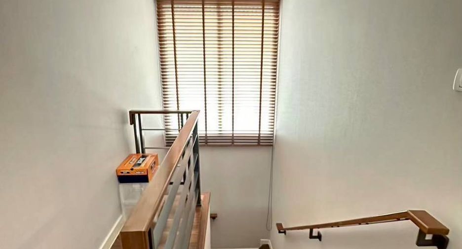 For rent 3 bedrooms house in Mueang Chiang Mai, Chiang Mai