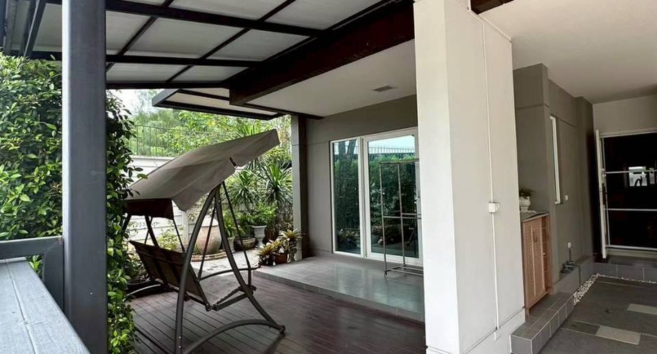 For rent 3 bedrooms house in Mueang Chiang Mai, Chiang Mai
