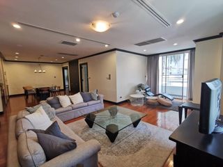 For rent 2 bedrooms apartment in Sathon, Bangkok