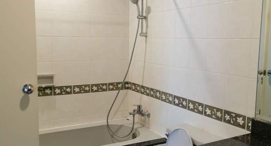 For rent 2 bedrooms apartment in Sathon, Bangkok