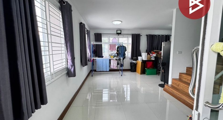 For sale 3 bedrooms house in Nong Chok, Bangkok