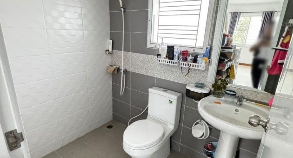 For sale 3 bedrooms house in Nong Chok, Bangkok