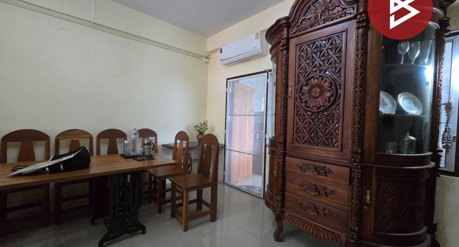 For sale 2 bedrooms townhouse in Cha Am, Phetchaburi