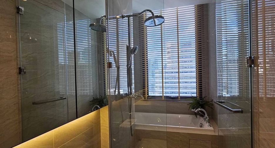 Wohnung zur Miete mit 2 Zimmer in Pathum Wan, Bangkok