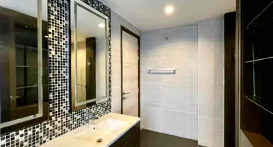 For rent 2 bedrooms condo in Bang Sue, Bangkok