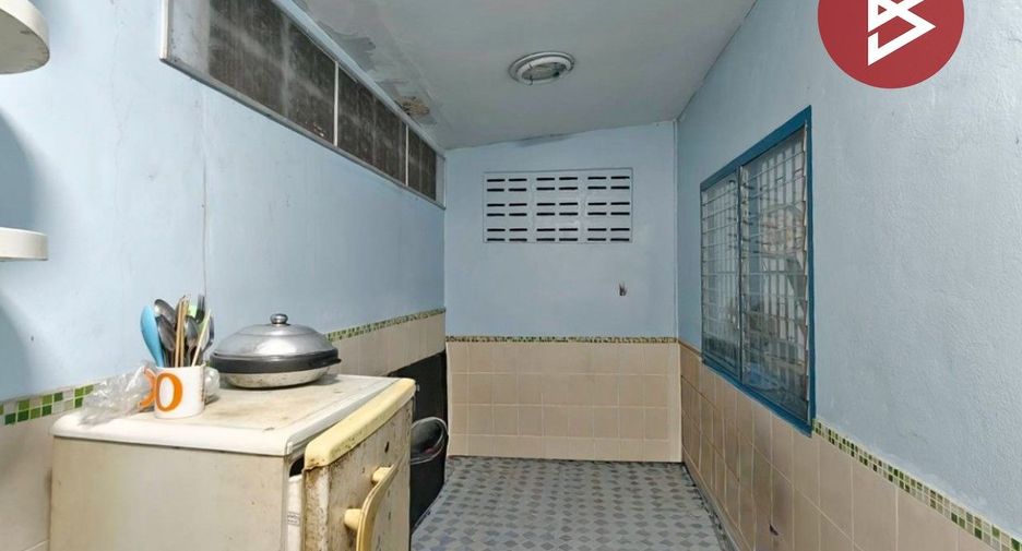 For sale 2 bedrooms townhouse in Mueang Chachoengsao, Chachoengsao