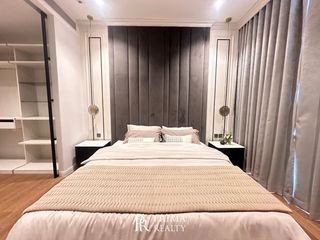 For rent 3 bedrooms condo in Pathum Wan, Bangkok