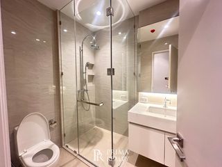 For rent 3 bedrooms condo in Pathum Wan, Bangkok