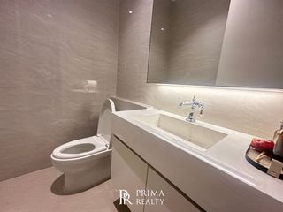 For rent 3 bedrooms condo in Pathum Wan, Bangkok